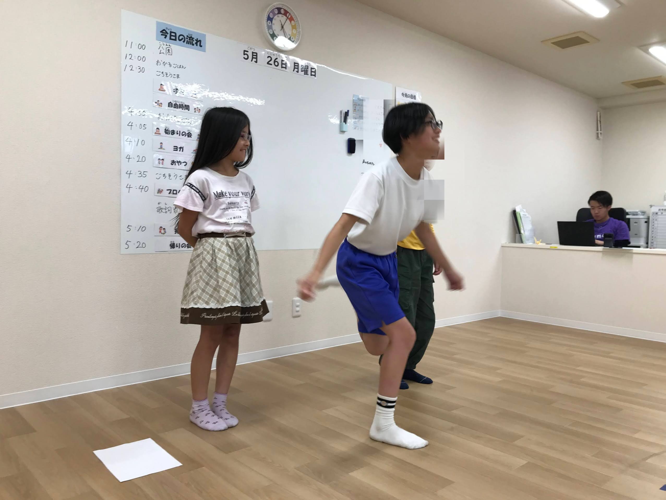 歌詞当てゲーム🎵
